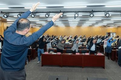 https://news.tute.edu.cn/__local/1/3F/16/C3E2E4AD8304A873E199A929374_42A64C3D_23881.png